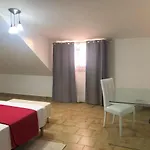 Altamarea Apartamento *